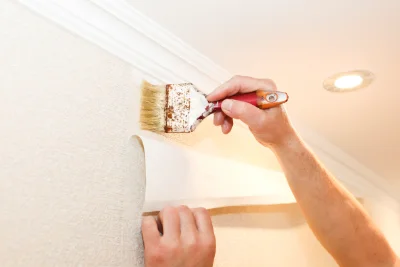 Pose de papier peint à Faremoutiers — revêtements muraux et toiles de verre